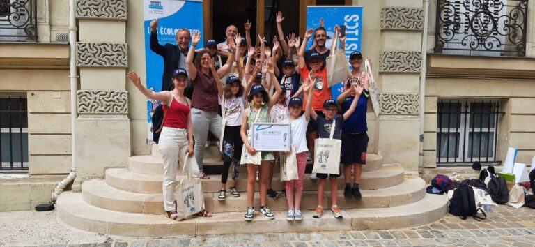 Les CM2 de Belforêt-en-Perche, champions du concours national « Les Écoloustics »